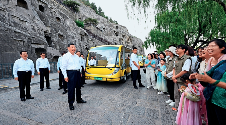 習(xí)近平在河南考察